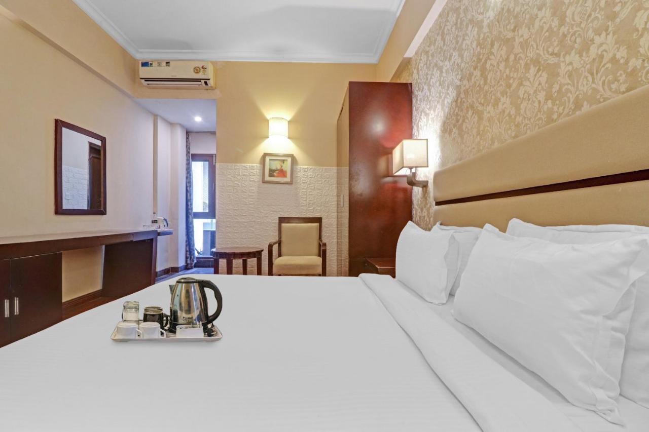 Oyo Townhouse 934 L'Elegant Hotel & Banquetby Ace Manor Ghaziabad Extérieur photo