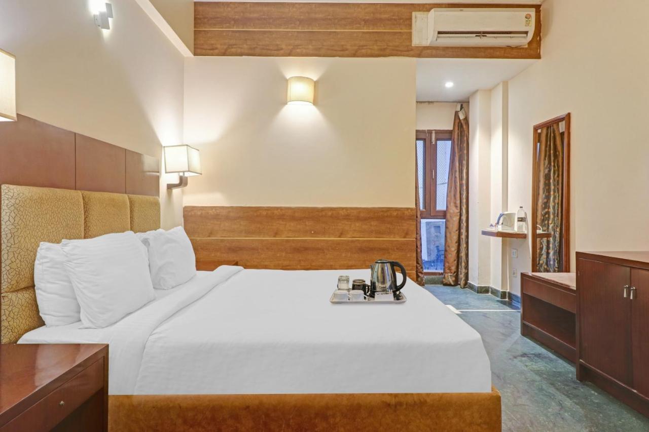 Oyo Townhouse 934 L'Elegant Hotel & Banquetby Ace Manor Ghaziabad Extérieur photo